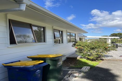 Photo of property in 62 Lavery Place, Sunnynook, Auckland, 0632