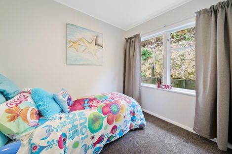 Photo of property in 74 Hampshire Street, Cannons Creek, Porirua, 5024
