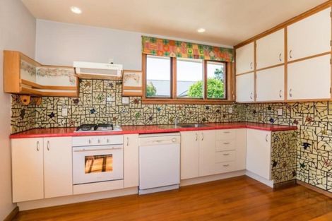 Photo of property in 233 Memorial Avenue, Burnside, Christchurch, 8053