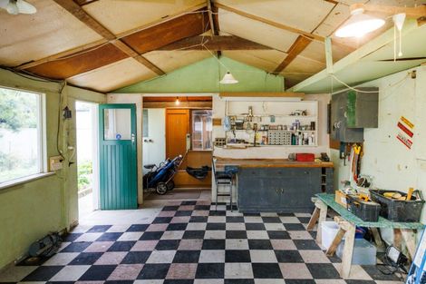 Photo of property in 4 Duna Place, Takaro, Palmerston North, 4412