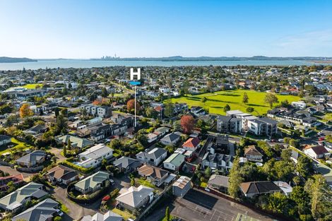 Photo of property in 116 Kervil Avenue, Te Atatu Peninsula, Auckland, 0610