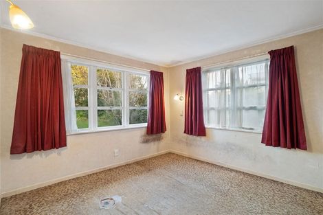 Photo of property in 20 Renata Crescent, Te Atatu Peninsula, Auckland, 0610