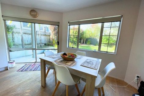 Photo of property in 126 Wiseley Road, West Harbour, Auckland, 0618