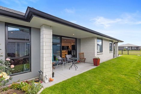 Photo of property in 11 Stevenson Drive, Papamoa, 3118
