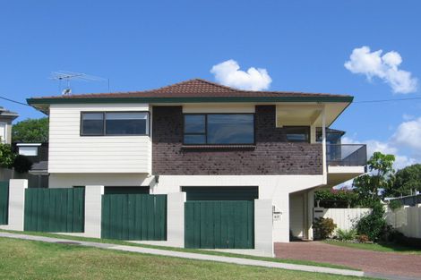 Photo of property in 1/40 Rothesay Bay Road, Rothesay Bay, Auckland, 0630