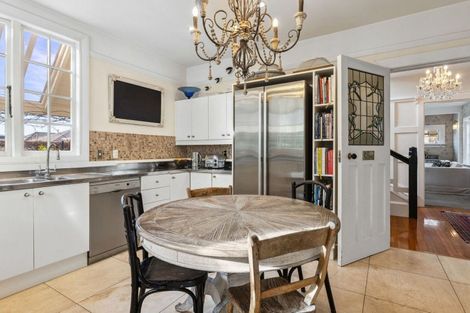 Photo of property in 43 Holmwood Road, Merivale, Christchurch, 8014