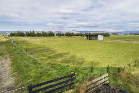 Photo of property in 265 Hoihere Road, Tiakitahuna, Palmerston North, 4477