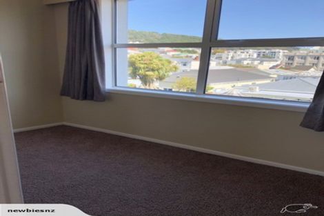 Photo of property in 5/36 Roxburgh Street, Mount Victoria, Wellington, 6011