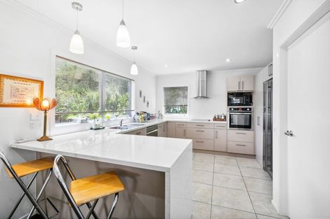 Photo of property in 117 Poplar Grove, Whalers Gate, New Plymouth, 4310