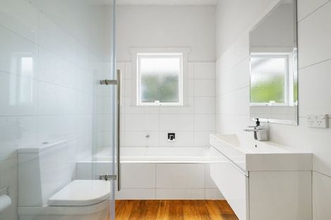 Photo of property in 4 Curzon Street, Onehunga, Auckland, 1061