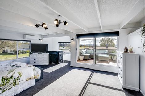 Photo of property in 30 Durham Avenue, Tamatea, Napier, 4112