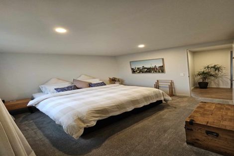 Photo of property in 12 Irvines Track, Halswell, Christchurch, 8025