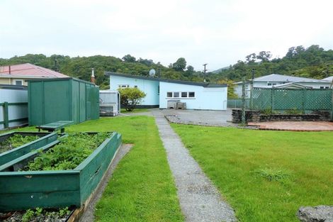Photo of property in 102 Marsden Road, Greymouth, 7805