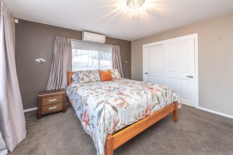 Photo of property in 16 Waharua Place, Tawhero, Whanganui, 4501