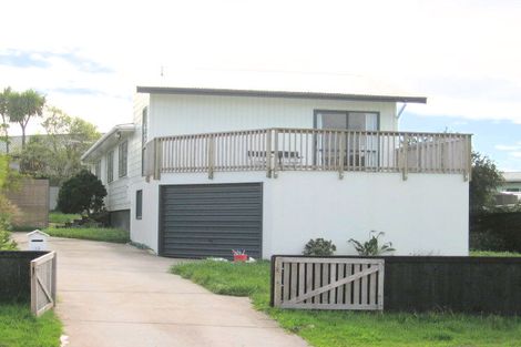 Photo of property in 23 Snells Beach Road, Snells Beach, 0920