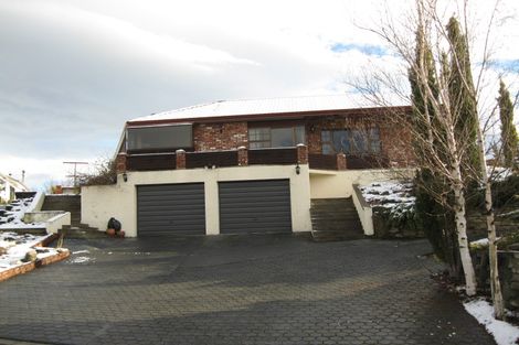 Photo of property in 2b Craig Place, Bridge Hill, Alexandra, 9320