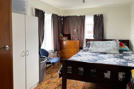 Photo of property in 84 Nortons Road, Avonhead, Christchurch, 8042