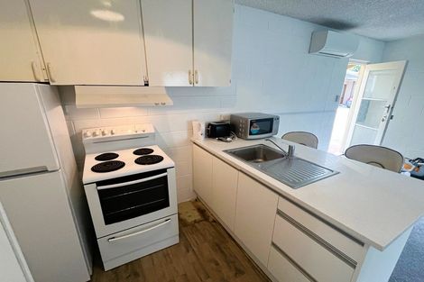 Photo of property in 1-6/145 Knighton Road, Hillcrest, Hamilton, 3216