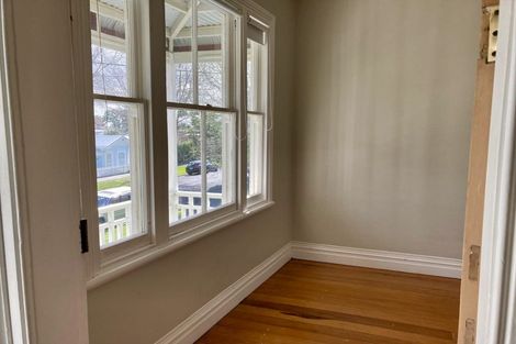 Photo of property in 8 High Street, Devonport, Auckland, 0624