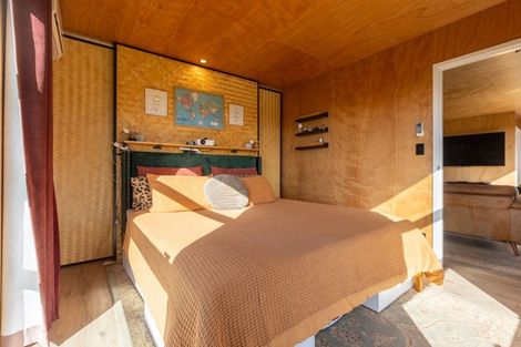 Photo of property in 237 Croydon Road, Midhirst, Stratford, 4394