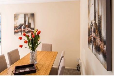 Photo of property in 36 Lilybank Crescent, East Tamaki, Auckland, 2013