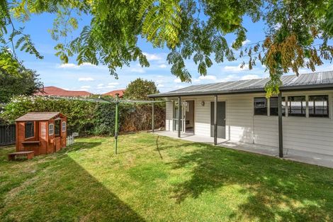 Photo of property in 96 Sparks Road, Hoon Hay, Christchurch, 8025