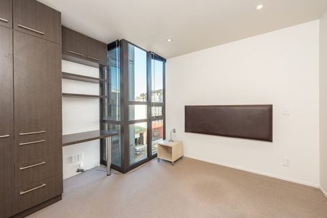 Photo of property in Forte Apartments, 42/13 College Street, Te Aro, Wellington, 6011