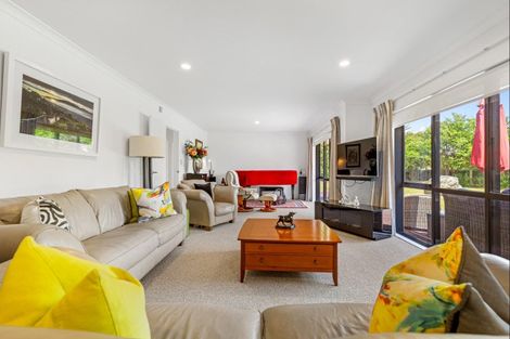 Photo of property in 8 Faydon Close, Ohau, Levin, 5570