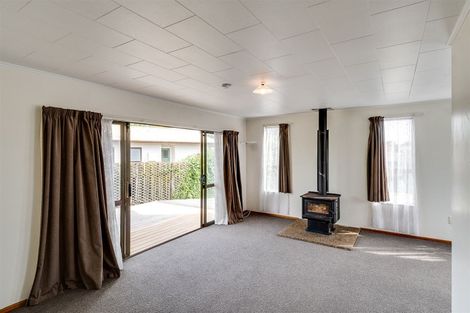 Photo of property in 64 Columbus Crescent, Flaxmere, Hastings, 4120