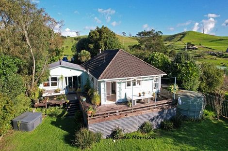 Photo of property in 46 Sandy Beach Road, Tinopai, Matakohe, 0593