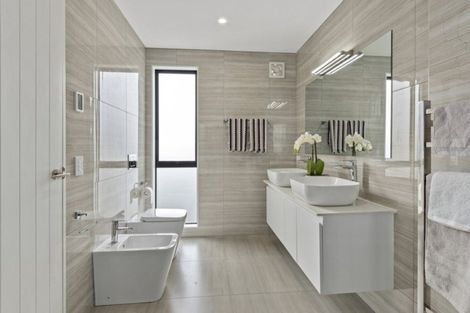 Photo of property in 32a Hewitts Road, Merivale, Christchurch, 8014