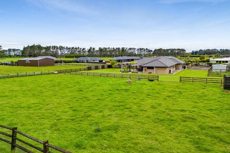 Photo of property in 34 Mercade Close, Stratford, 4332