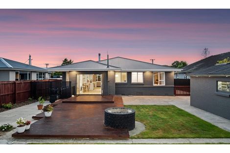 Photo of property in 12 Ethne Street, Mairehau, Christchurch, 8013