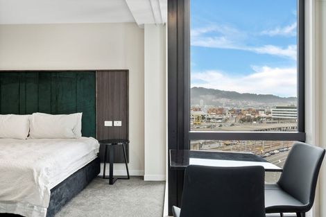 Photo of property in Proximity Apartment Hotel, 804/172 Thorndon Quay, Pipitea, Wellington, 6011