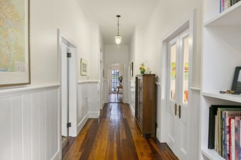 Photo of property in 31 Friend Street, Karori, Wellington, 6012