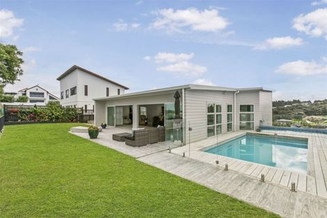 Photo of property in 63 Hawaiian Parade, Arkles Bay, Whangaparaoa, 0932