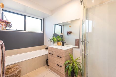 Photo of property in 20 Sabys Road, Halswell, Christchurch, 8025