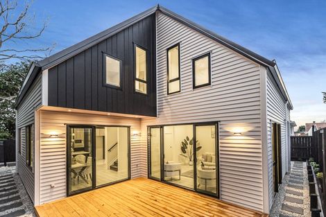 Photo of property in 12a Range View Road, Mount Albert, Auckland, 1025