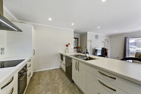 Photo of property in 36 Ridgedale Crescent, Flagstaff, Hamilton, 3210