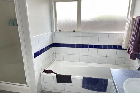 Photo of property in 8b Garden Terrace, Pukekohe, 2120