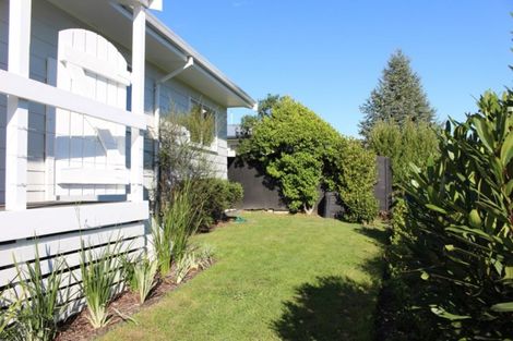 Photo of property in 108 Tamatea Road, Taupo, 3330