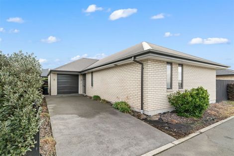 Photo of property in 2 Meyer Crescent, Halswell, Christchurch, 8025