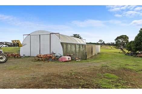 Photo of property in 16 Tearoe Road, Manukau Heads, Waiuku, 2684