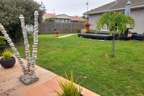 Photo of property in 23 Barclay Place, Burwood, Christchurch, 8061