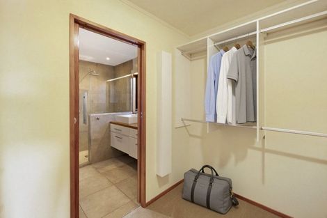 Photo of property in 16 Trevor Terrace, Paremata, Porirua, 5024
