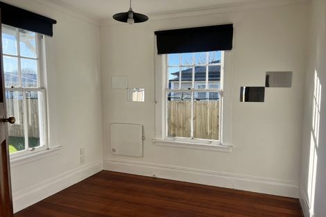 Photo of property in 5 Moa Crescent, Frankton, Hamilton, 3204