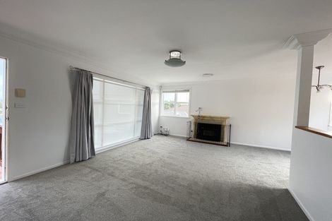 Photo of property in 13 Webb Place, Forrest Hill, Auckland, 0620