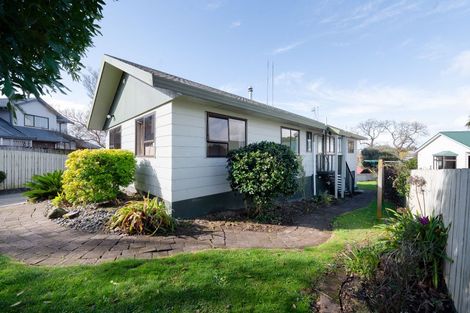 Photo of property in 17 Houhere Place, Pukete, Hamilton, 3200