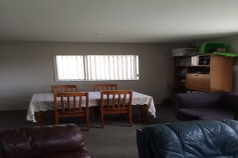 Photo of property in 68 Popokatea Drive, Takanini, 2112