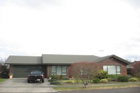 Photo of property in 39 Whiting Crescent, Greenmeadows, Napier, 4112